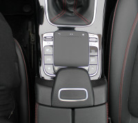 Mercedes-Benz A200