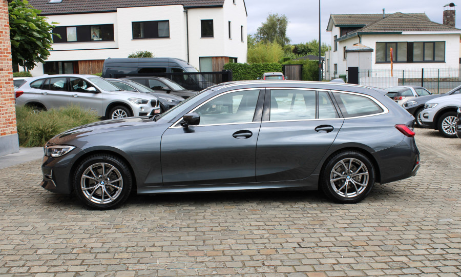 BMW 320 d Touring xDrive Automaat